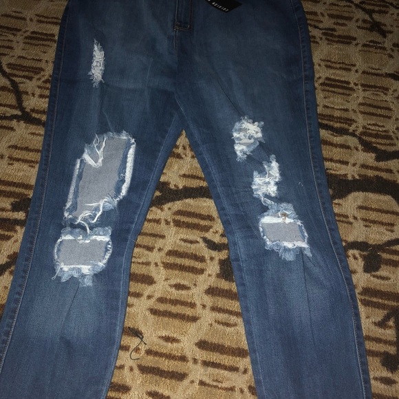 Jeans - Picture 4 of 4